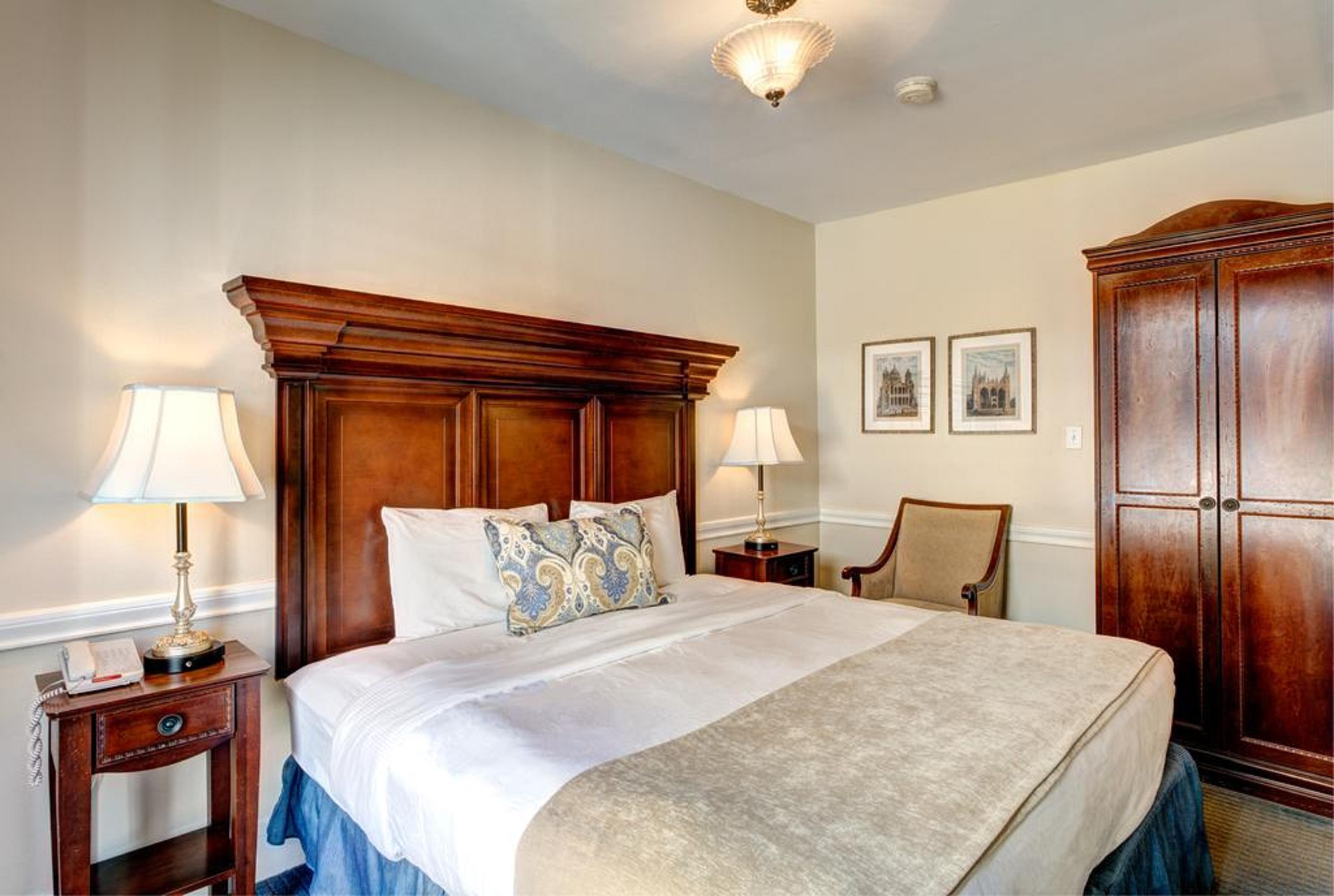 Hotel St. Pierre French Quarter Ню Орлиънс Екстериор снимка