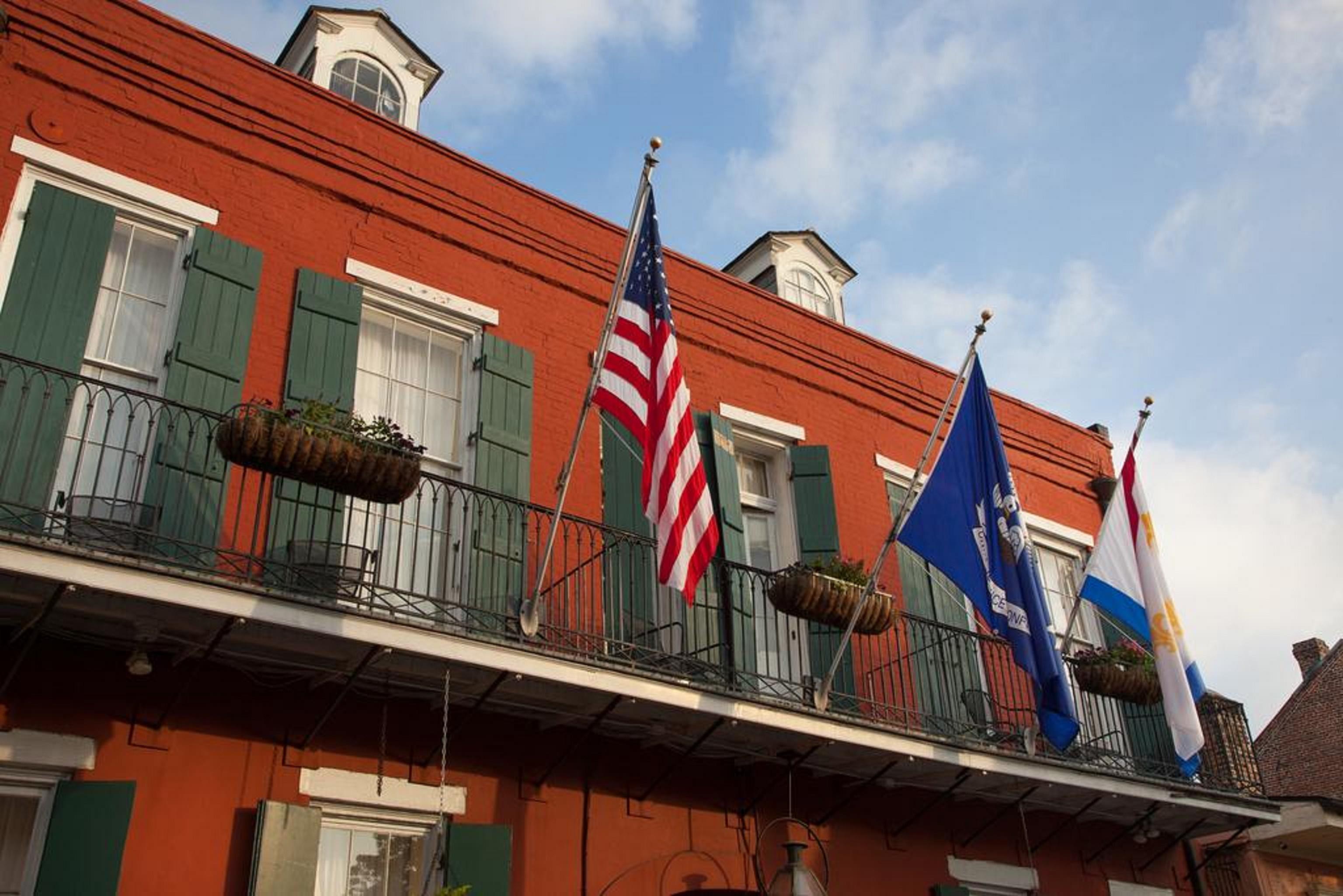 Hotel St. Pierre French Quarter Ню Орлиънс Екстериор снимка