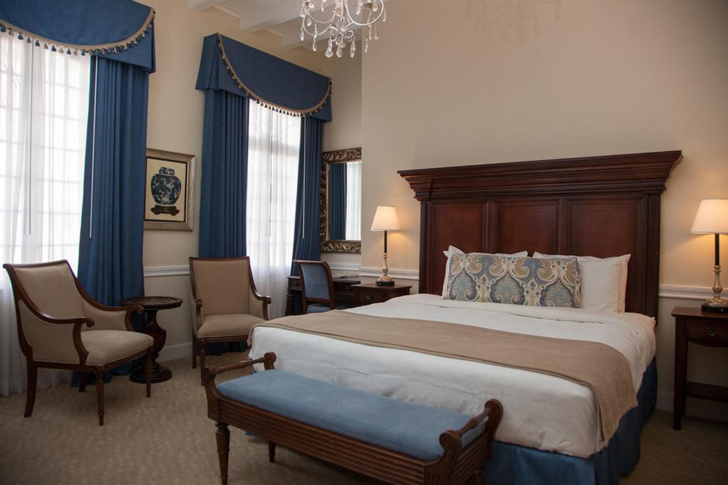 Hotel St. Pierre French Quarter Ню Орлиънс Екстериор снимка