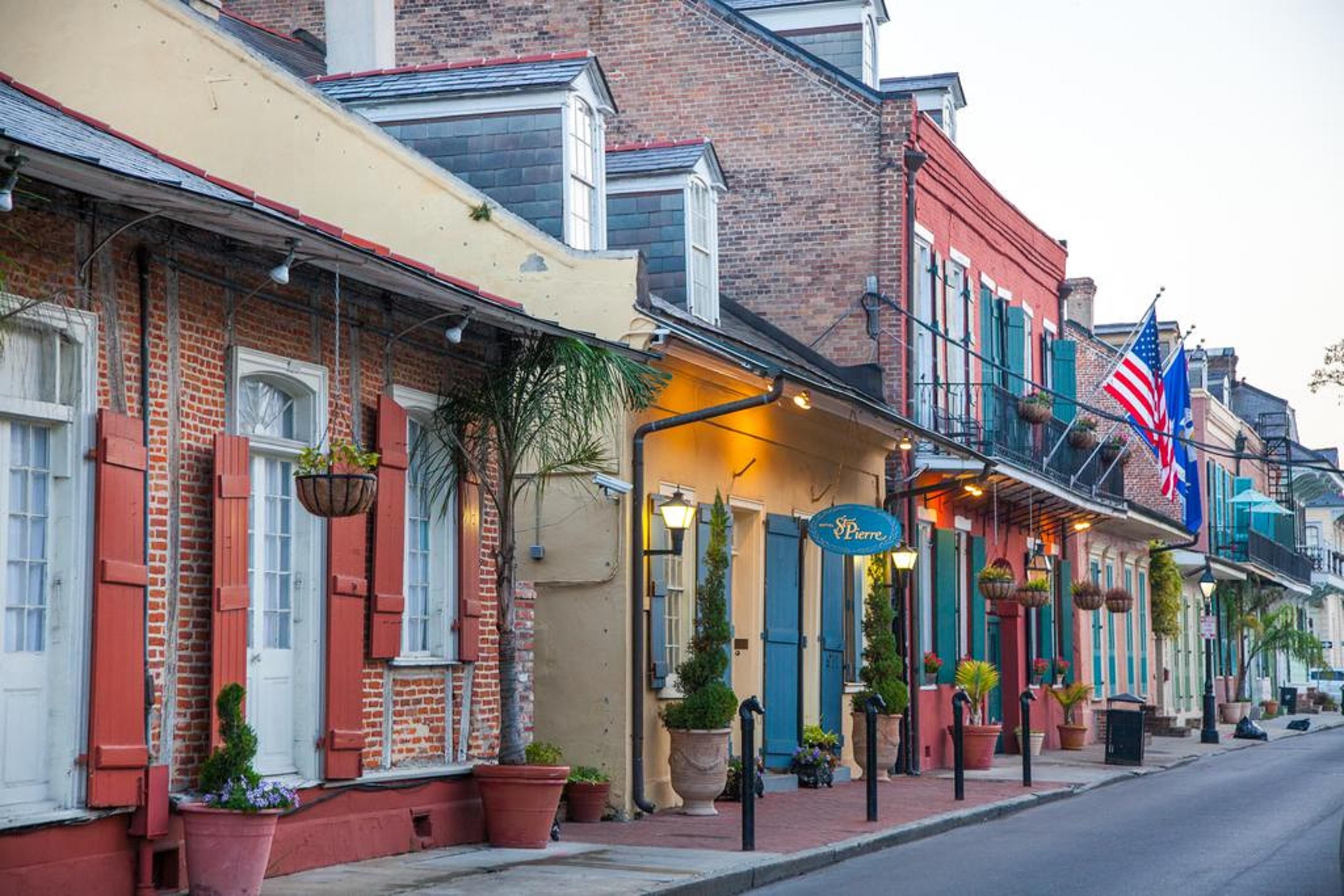 Hotel St. Pierre French Quarter Ню Орлиънс Екстериор снимка