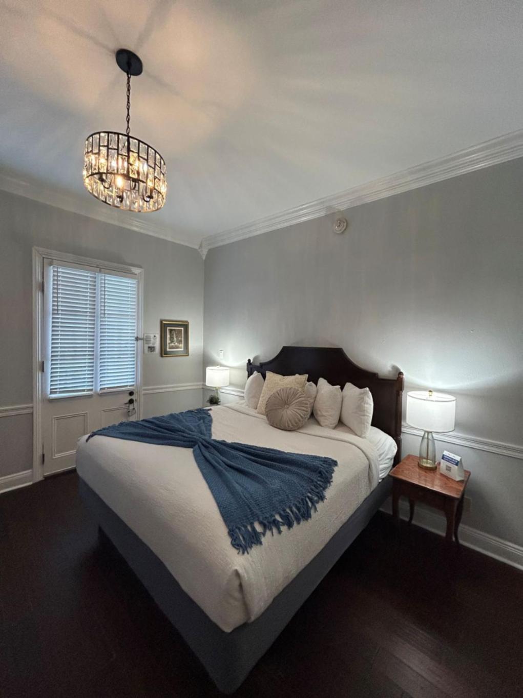 Hotel St. Pierre French Quarter Ню Орлиънс Екстериор снимка