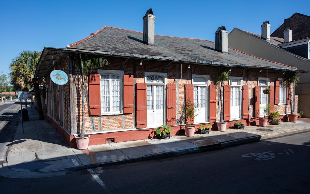 Hotel St. Pierre French Quarter Ню Орлиънс Екстериор снимка